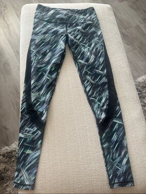 VSX  Sport Leggings in Black and Teal
